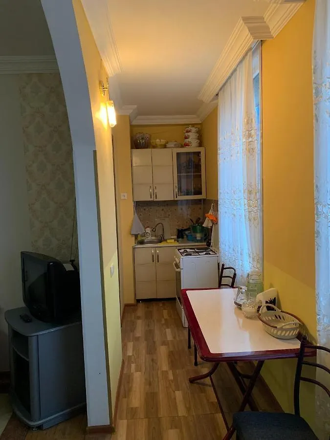 John Apartment Old Batumi